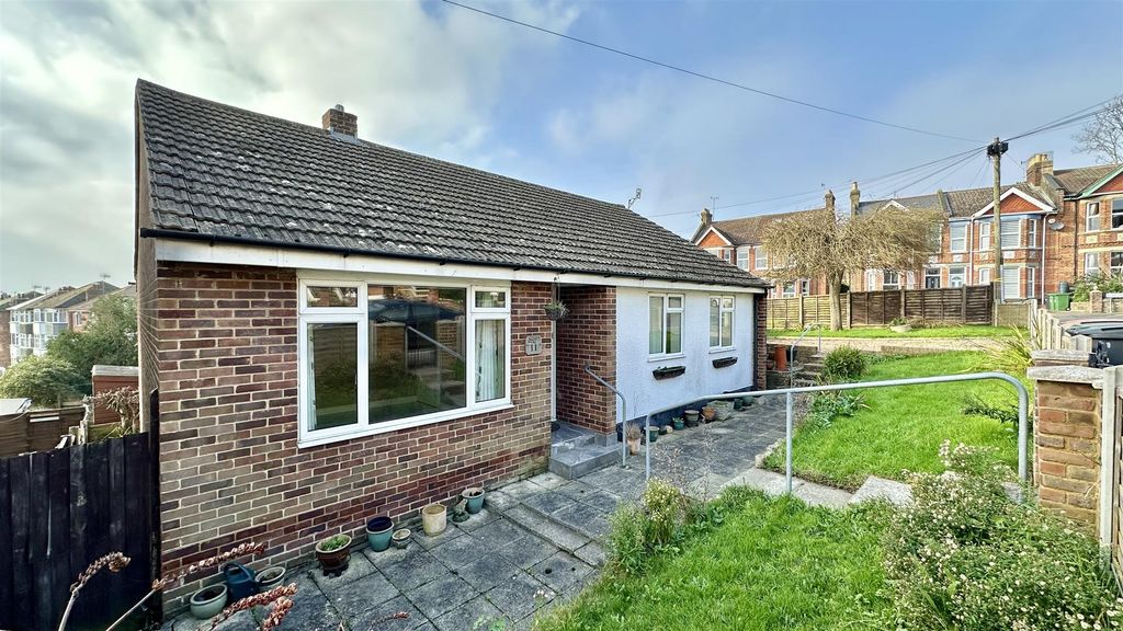 Property photo 1 of 24
