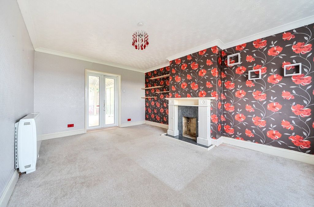 Property photo 2 of 15 Picture No. 13