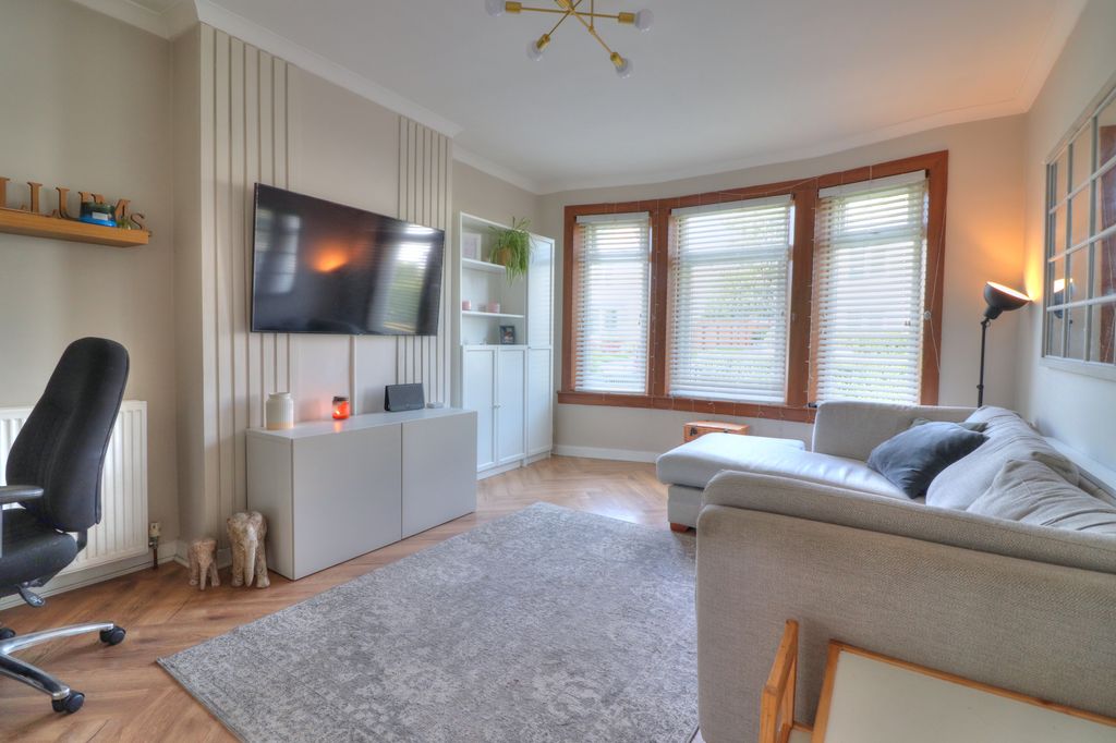Property photo 3 of 17 Img_4652_3_4
