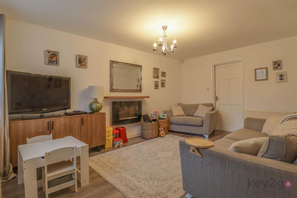 Property photo 2 of 16 Img_8196-Img_8198.Jpg