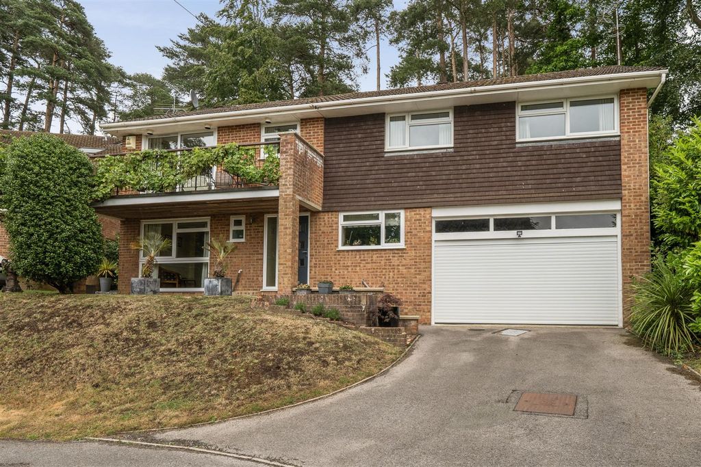 Property photo 1 of 25 1466829.Jpg