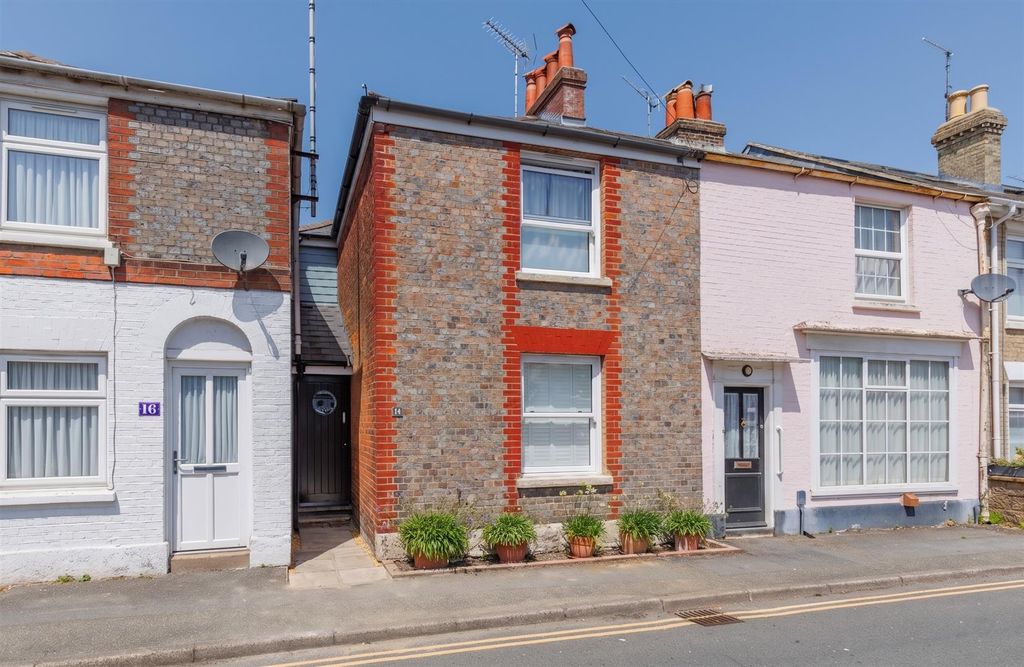Property photo 1 of 20 14 St Marys Road