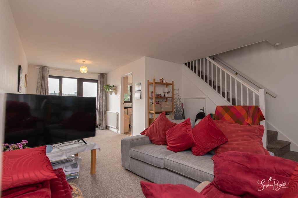Property photo 3 of 25 Open Plan Living Space