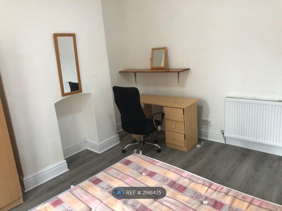Property photo 3 of 21