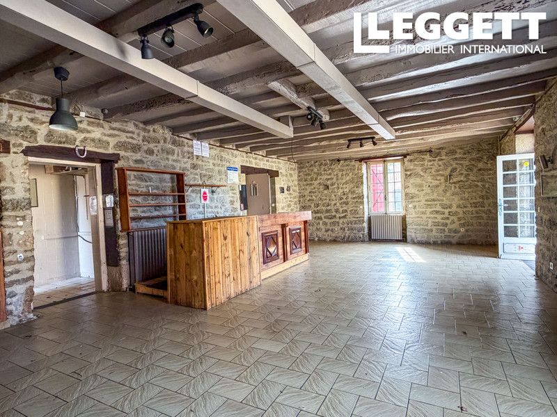 Property photo 3 of 10