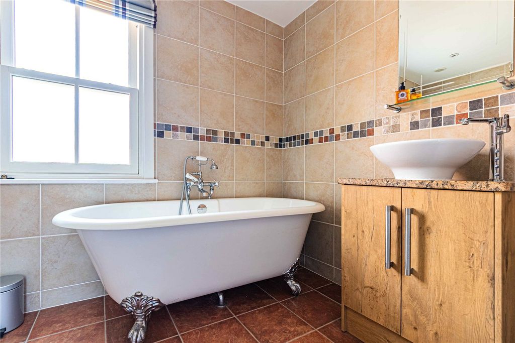 Additional image 21 of 4 bed terraced house to rentThe Old Bakery, Grange Road, Letchmore Heath WD25