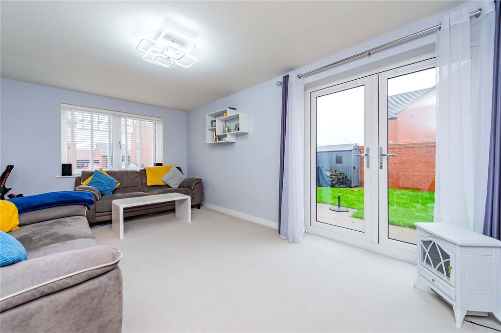 Property photo 3 of 37 Picture No. 22