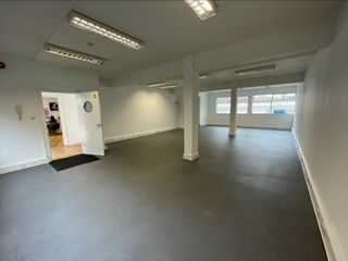 Property photo 2 of 3