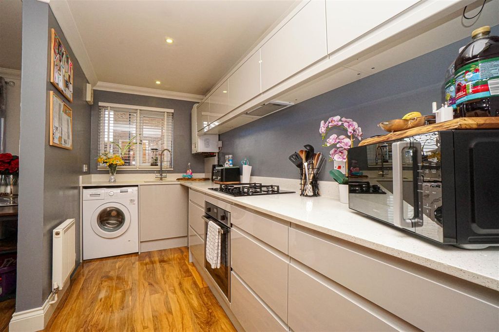 Property photo 3 of 12 Dsc08388.Jpg