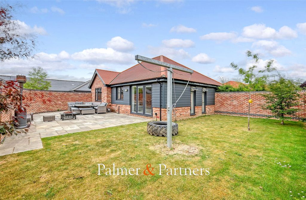Property photo 3 of 27 Picture No. 25