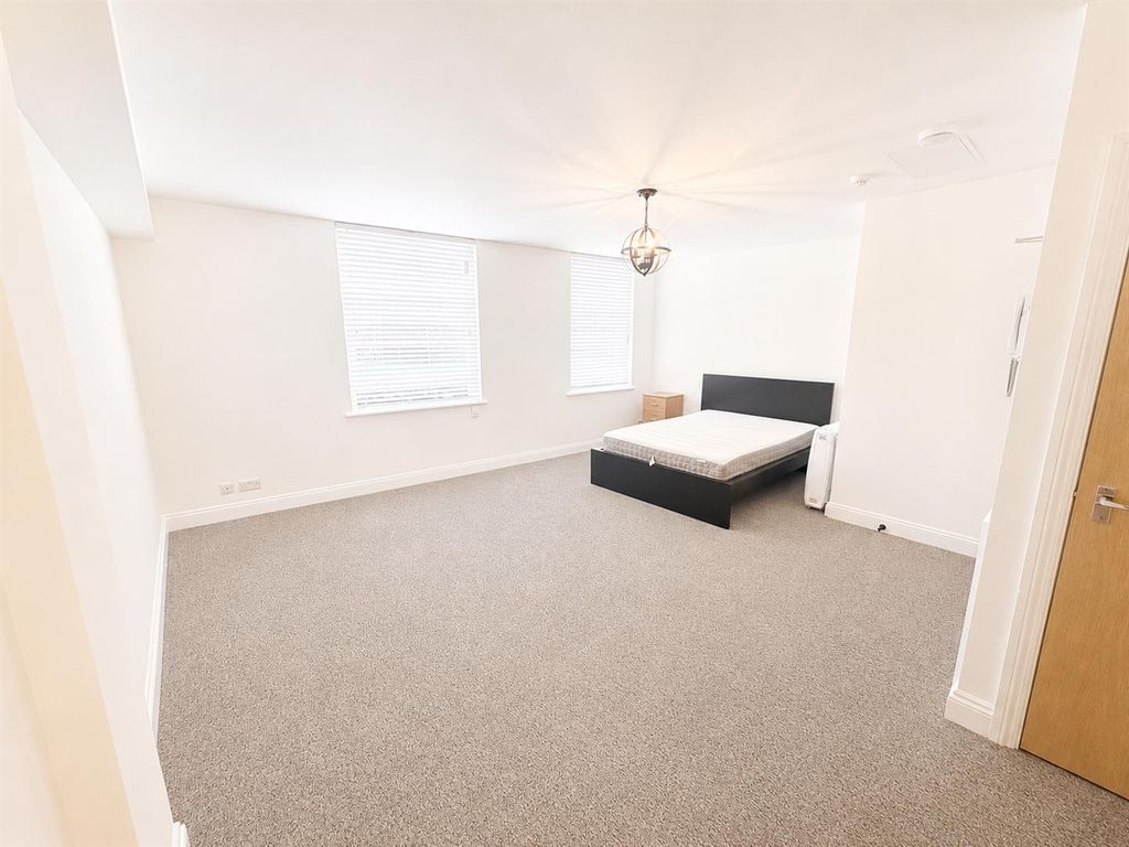 Property photo 1 of 4 Studio.Png