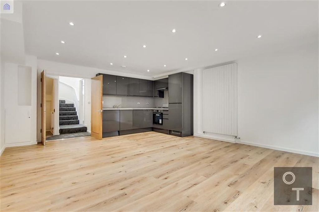 Property photo 1 of 10 (Main)