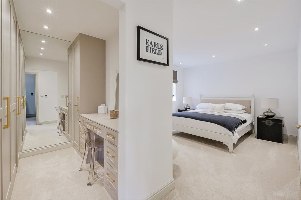 Additional image 16 of 5 bed detached house for saleCaversham Close, Coulsdon CR5