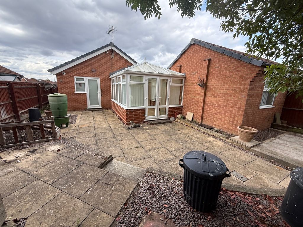 Property photo 2 of 21