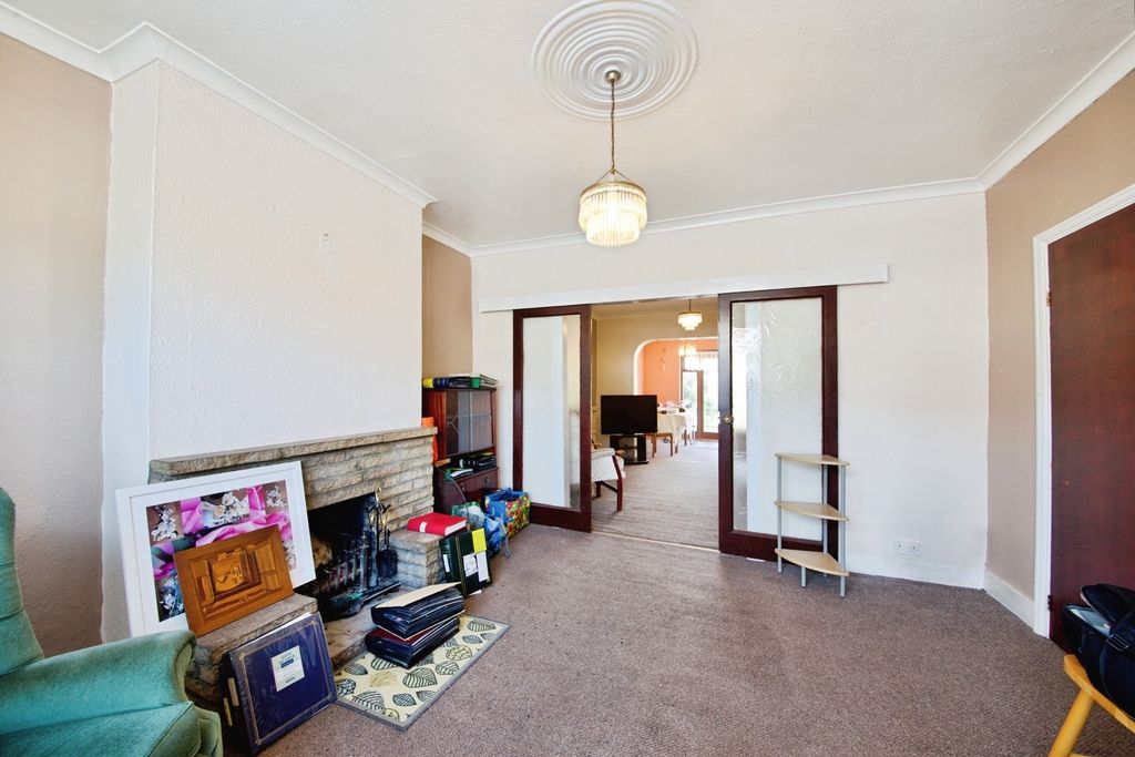 Property photo 2 of 17 Pbox-Img.Jpg