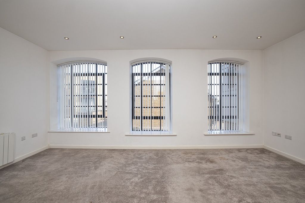 Property photo 3 of 13 Picture 3