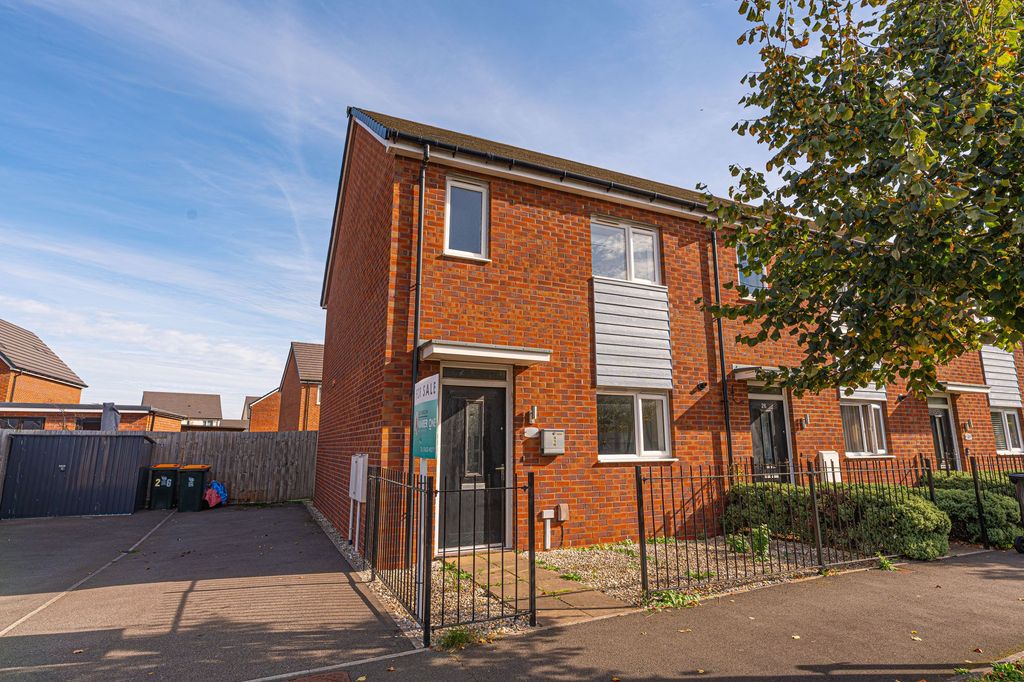 Property photo 1 of 22