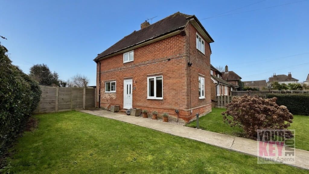 Property photo 2 of 32