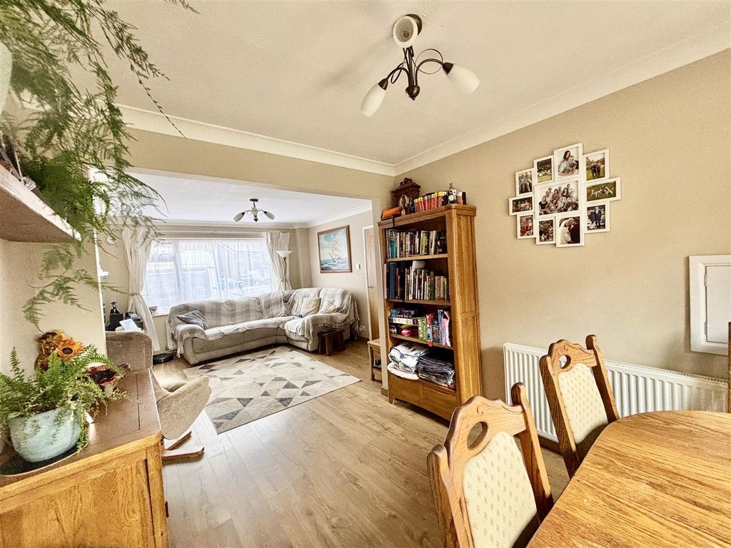 Property photo 2 of 19 Img_3965.Jpeg