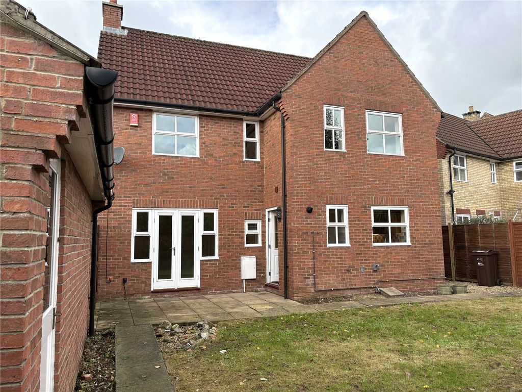 Property photo 3 of 22 Picture No. 04