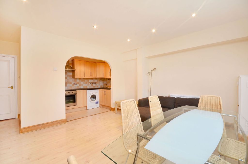 Property photo 1 of 7