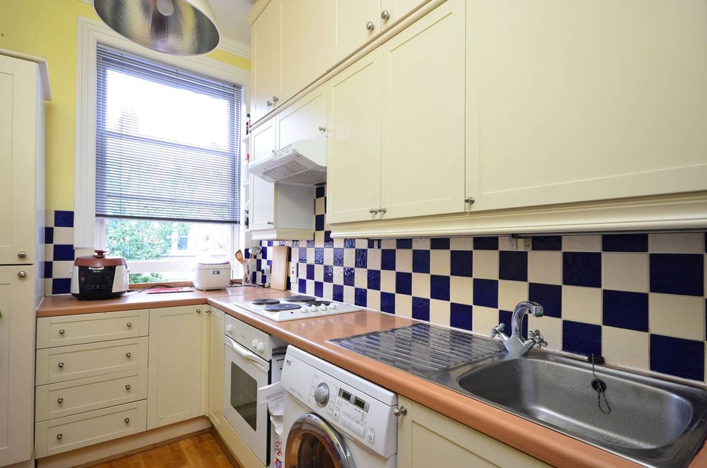 Property photo 3 of 5
