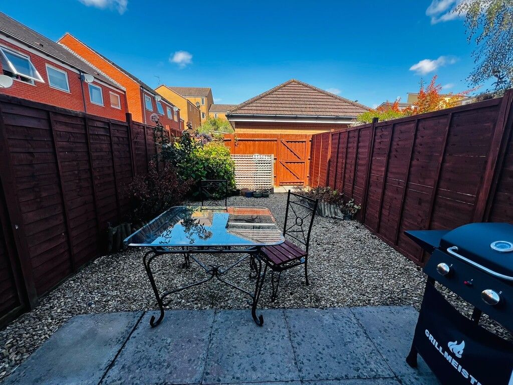 Property photo 3 of 17 Garden