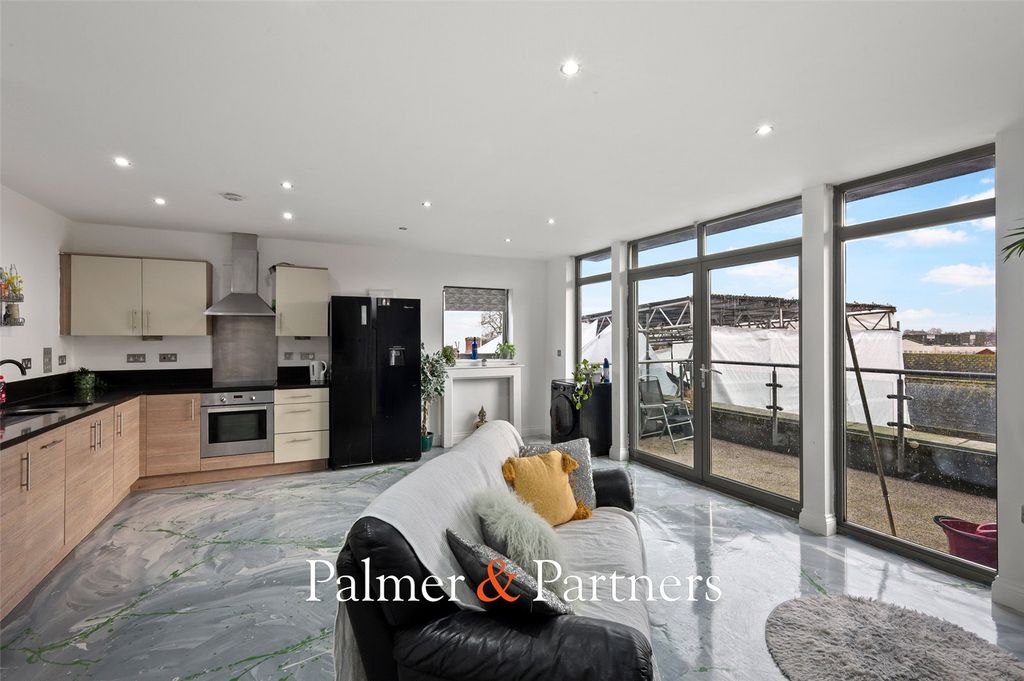 Property photo 1 of 12 Picture No. 03