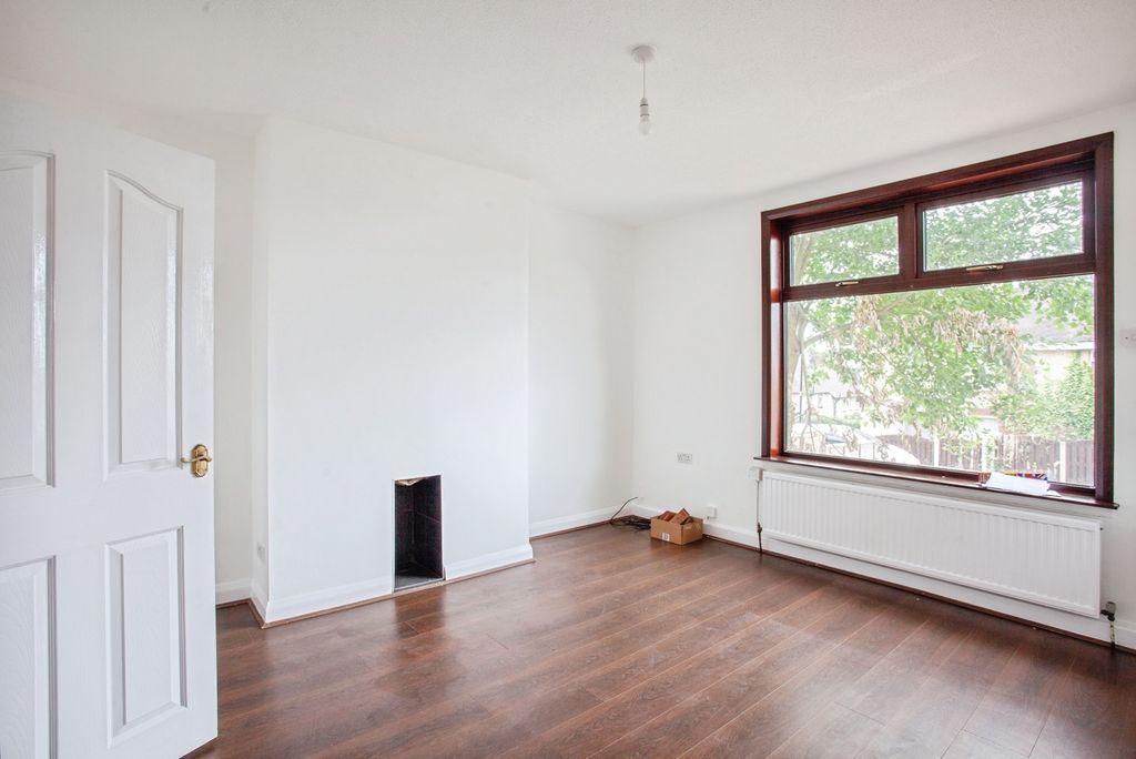 Property photo 2 of 15 Pbox-Img.Jpg