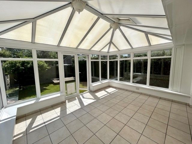 Property photo 3 of 21 Conservatory