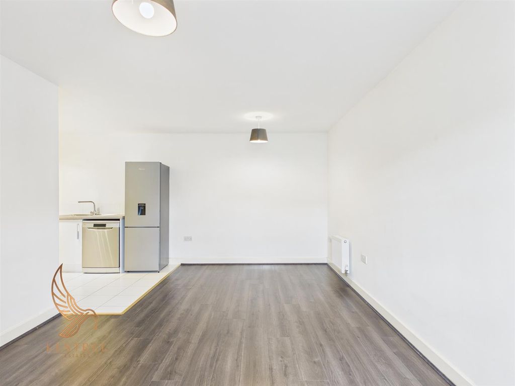 Property photo 3 of 18 1.Jpg