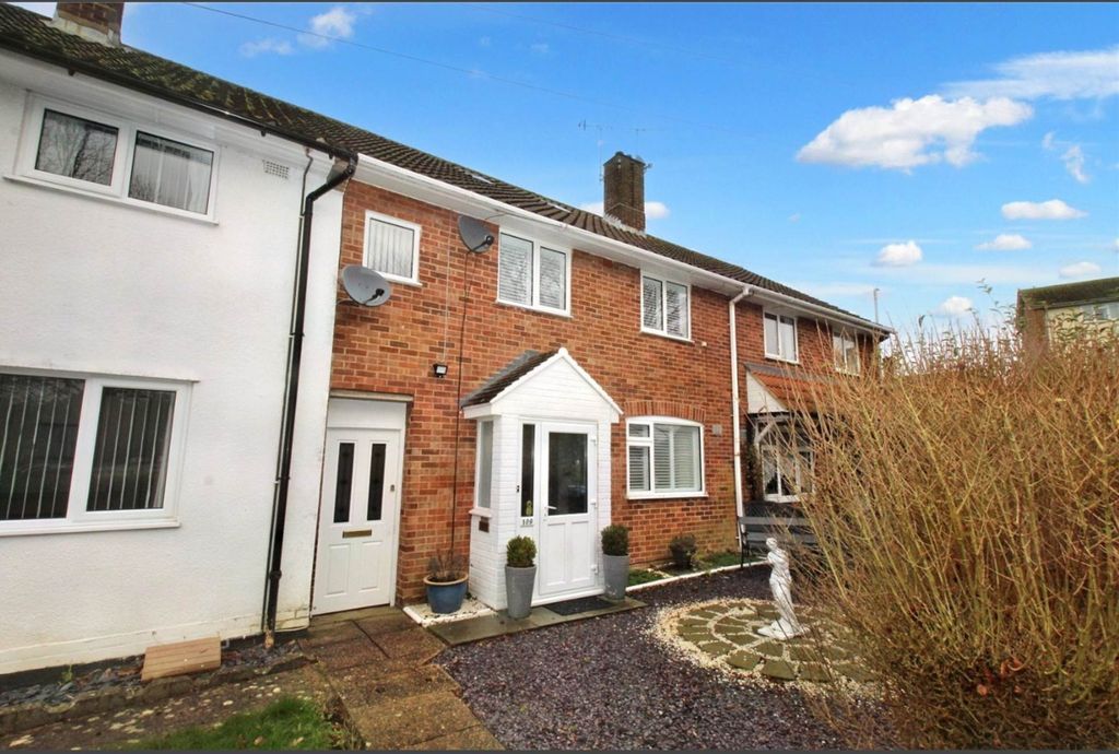 Property photo 1 of 11