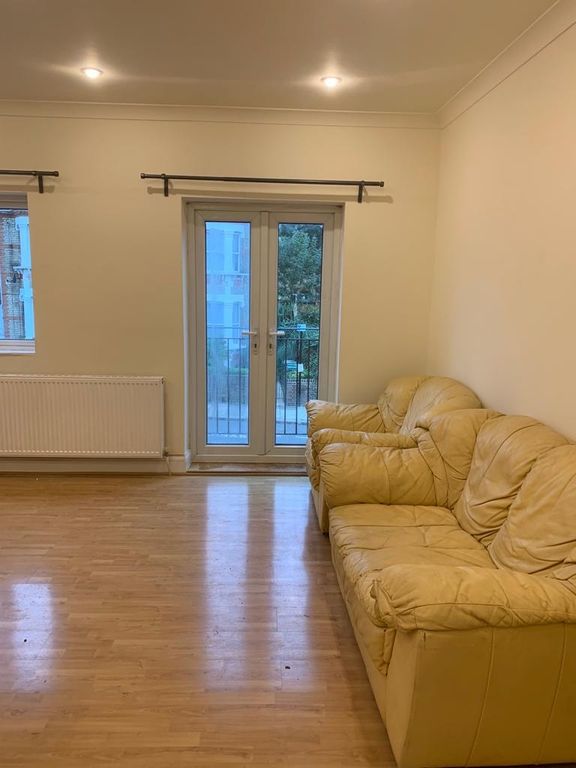 Property photo 2 of 7