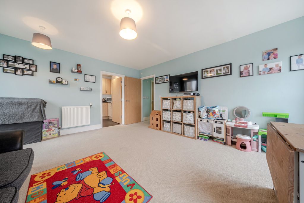 Property photo 3 of 23 1404939-5-697B295...