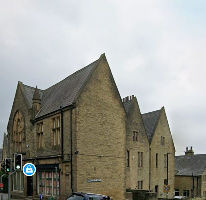 Property photo 1 of 4