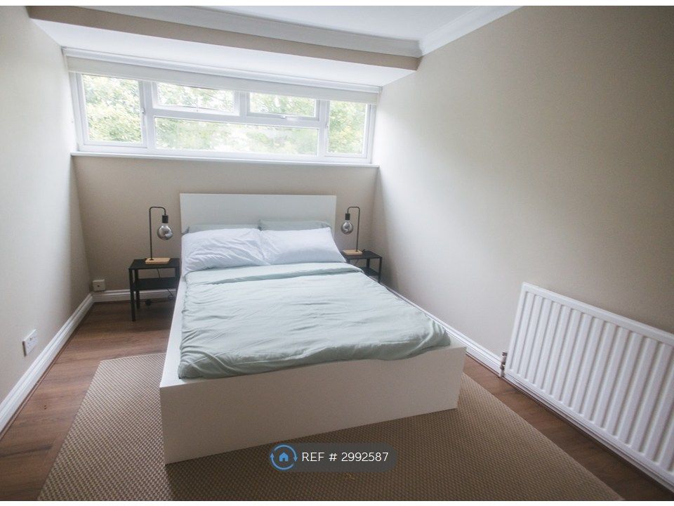 Property photo 1 of 5 Bedroom