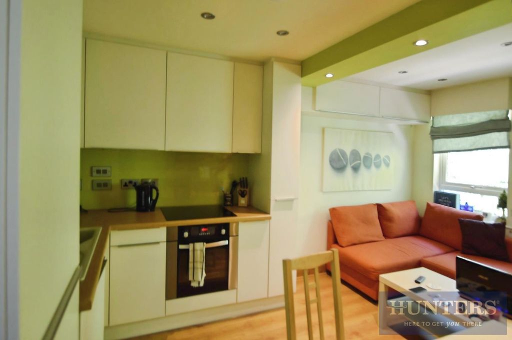 Property photo 3 of 4 Living-Kitchen