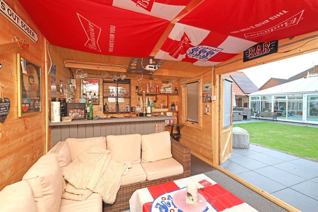 Property photo 3 of 46 Picture No. 03