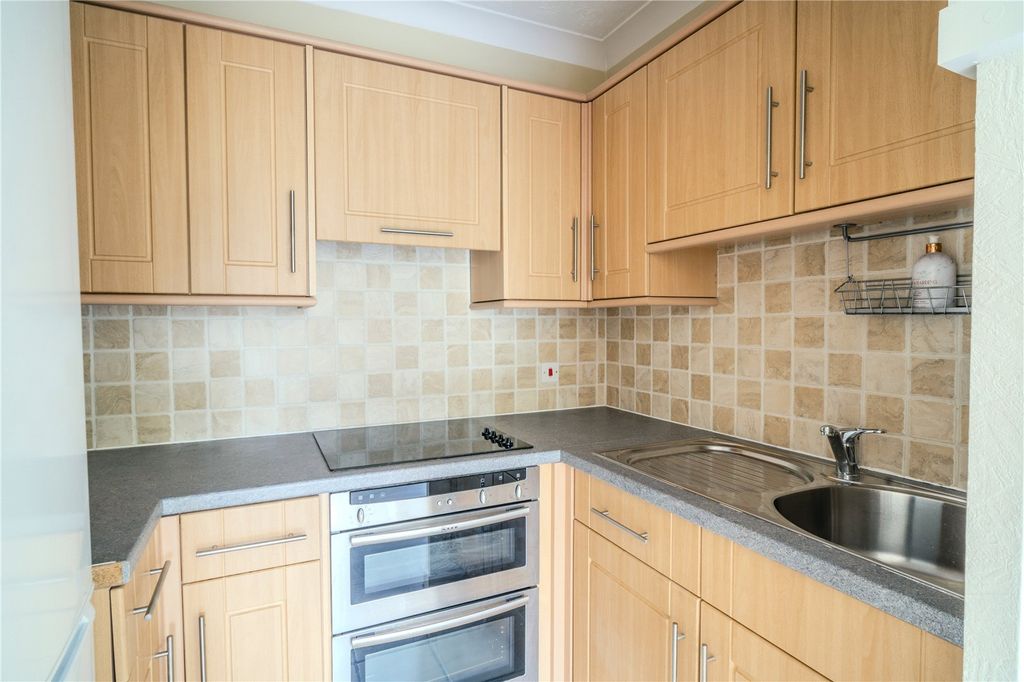 Property photo 3 of 12 Picture No. 09