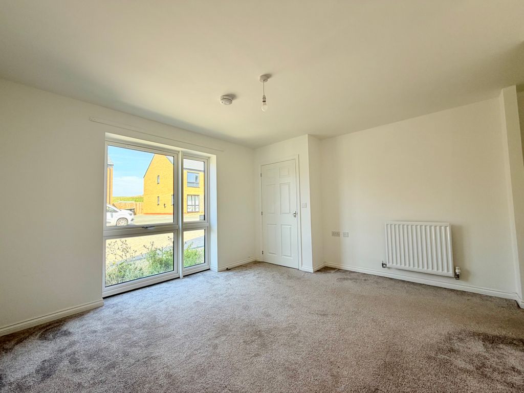 Property photo 3 of 13 Image
