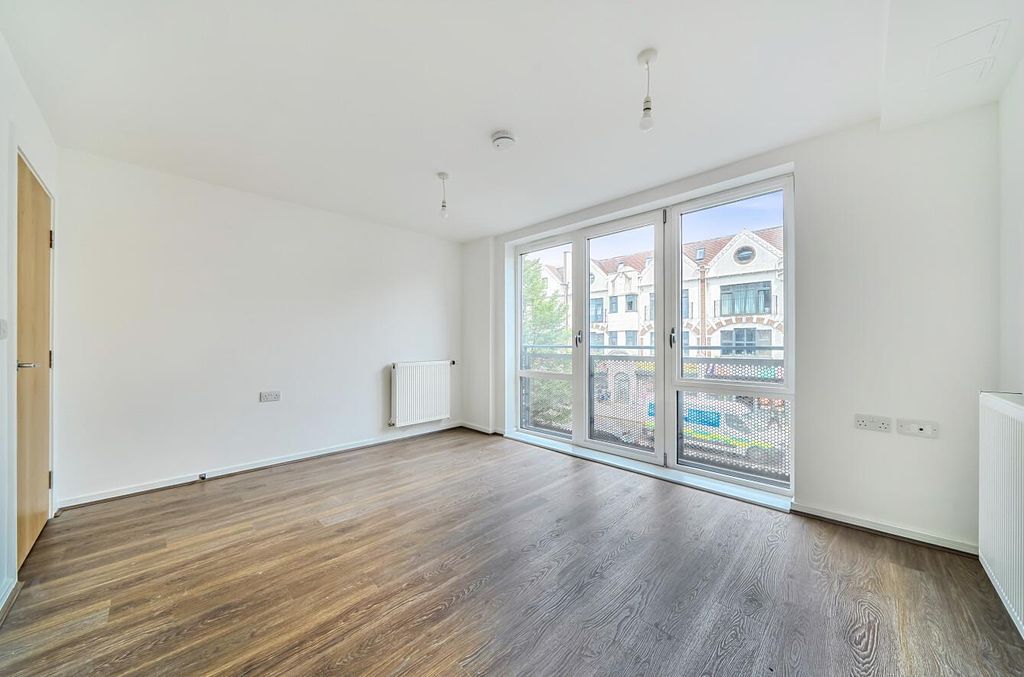 Property photo 2 of 9 1 (1).Jpg