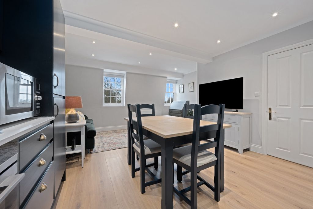 Additional image 8 of 2 bed flat for saleCourtview House, East Molesey KT8