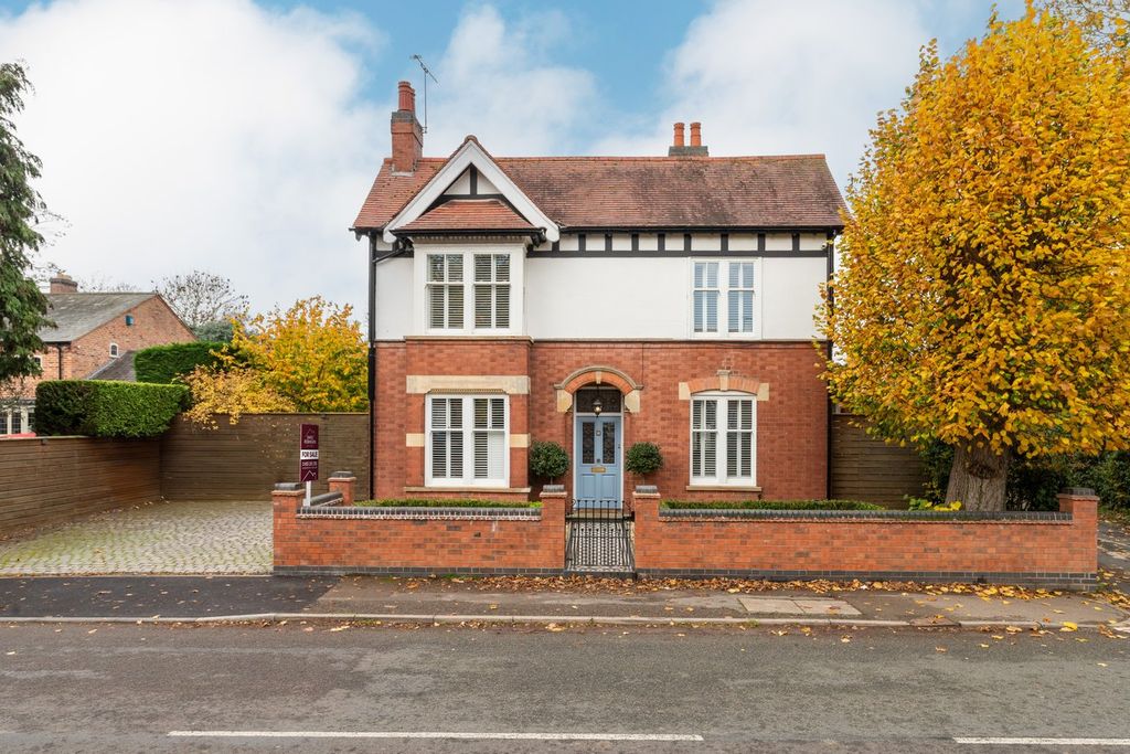 Property photo 1 of 23