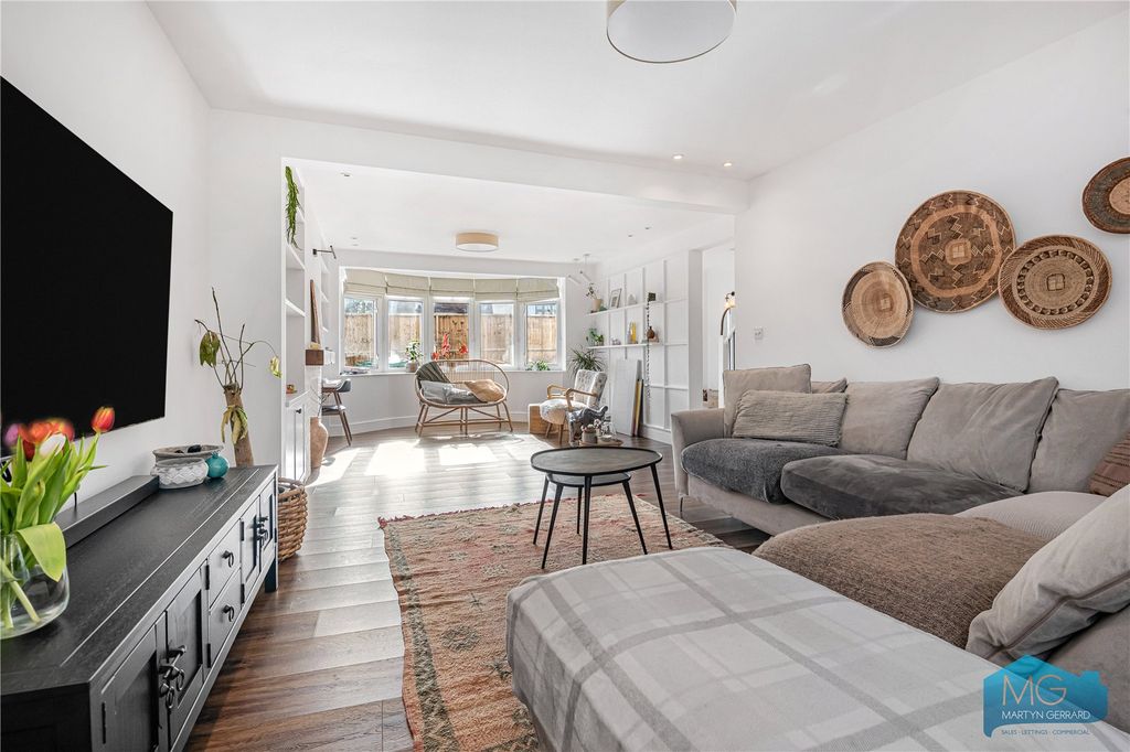 Property photo 3 of 35 Picture No. 30