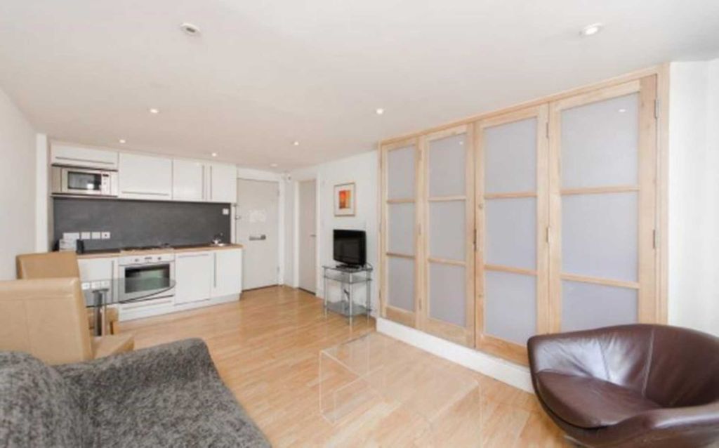 Property photo 2 of 7