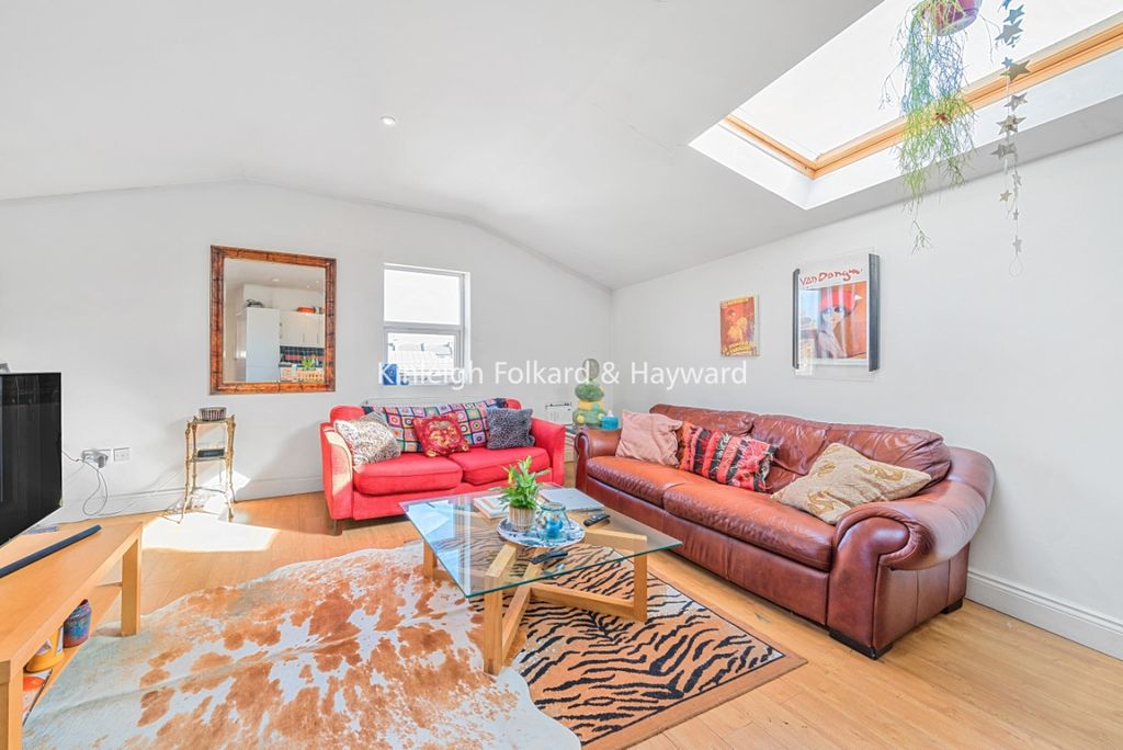 Property photo 1 of 13 589d3E61-c1A0-4597-B