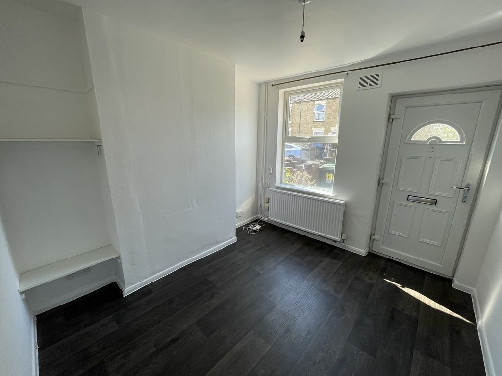 Property photo 2 of 9 Not Specified
