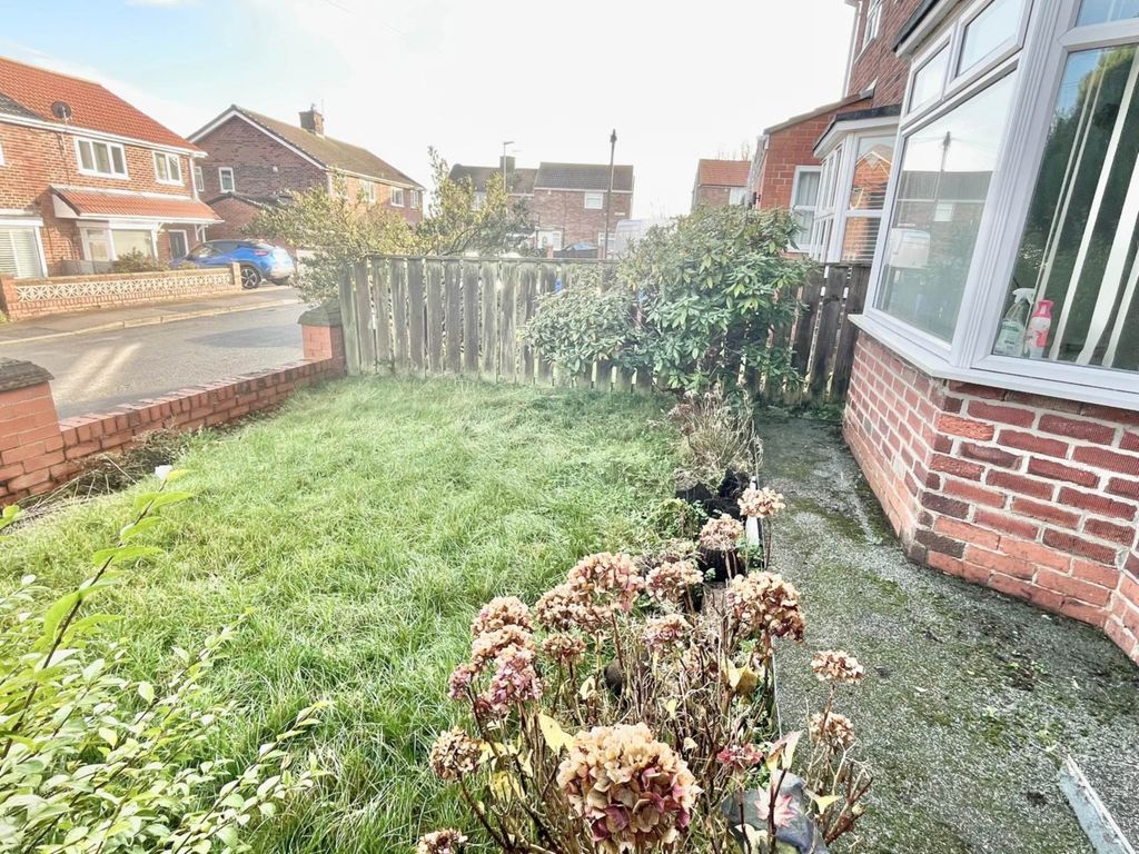 Property photo 3 of 19