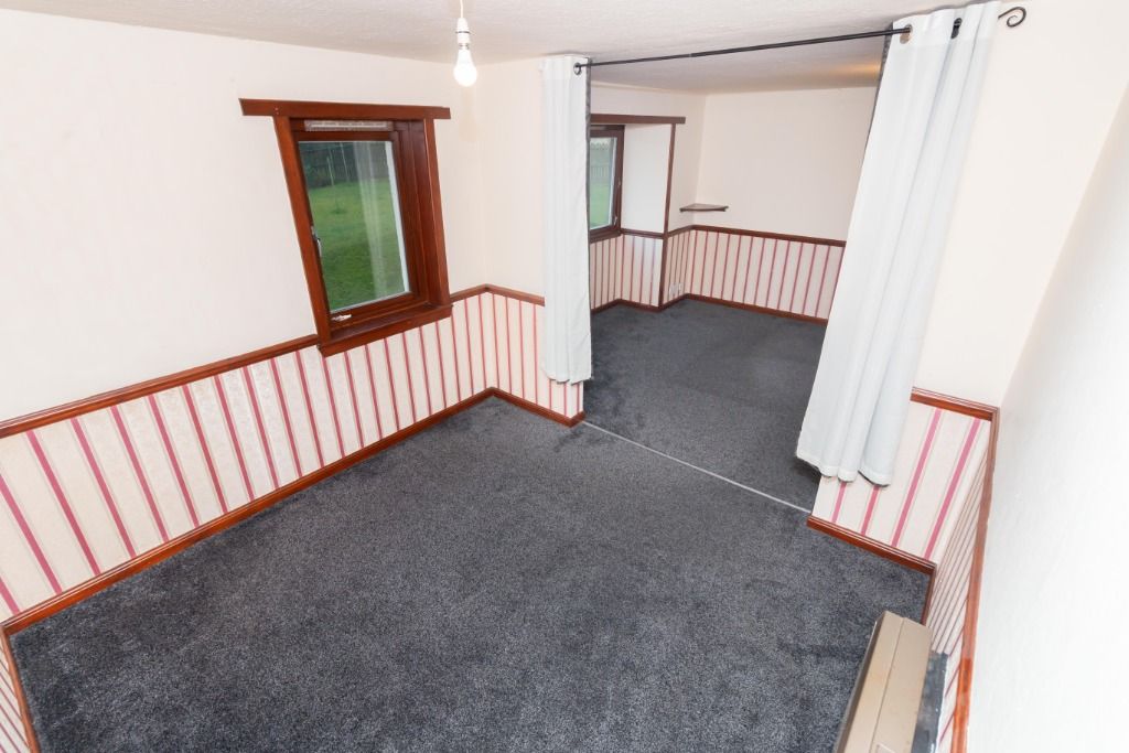 Property photo 2 of 10 Photo 2