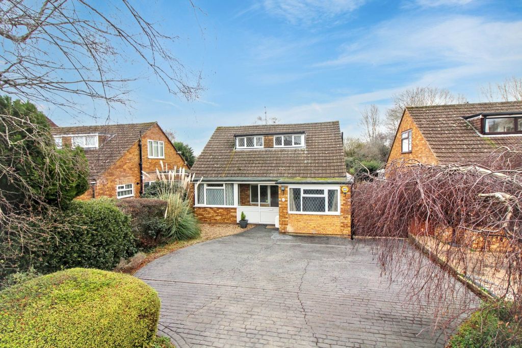 Property photo 1 of 17